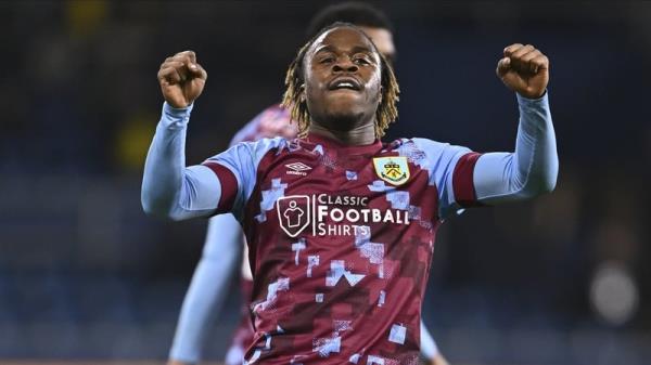 Michael Obafemi of Burnley celebrates