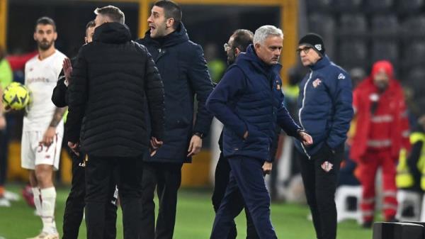 Jose Mourinho makes for the stands after his dismissal at Stadio Giovanni Zini