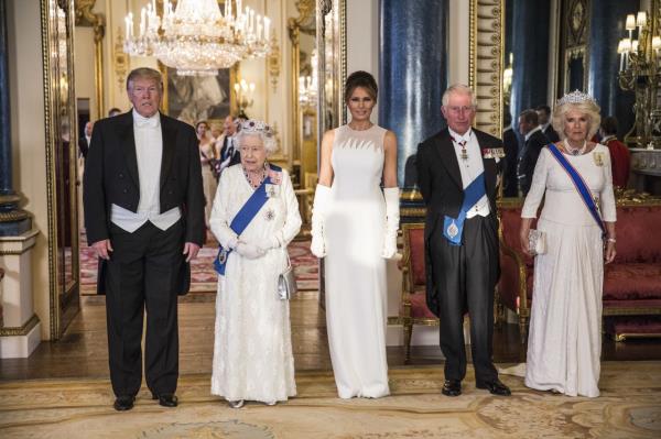 Camilla, Charles and Queen Elizabeth II welcome US President Do<em></em>nald Trump and first lady Melania Trump for a state banquet at Buckingham Palace in June 2019.