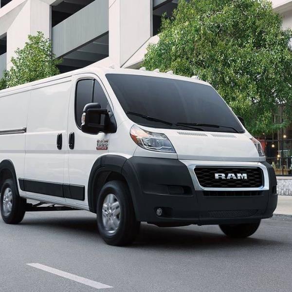 2021 ram promaster front