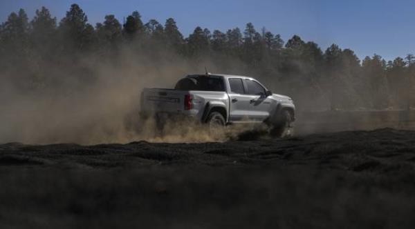 2024 Chevrolet Colorado ZR2 Bison